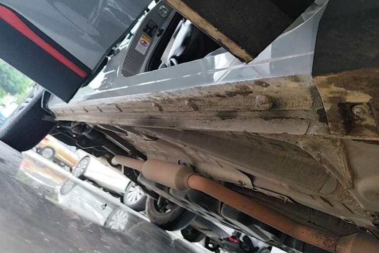 Used CHANGAN CS75 PLUS 2021 1.5T Automatic Luxury Version Right Side Sill