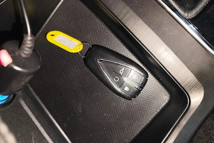 Used CHANGAN CS75 PLUS 2021 1.5T Automatic Luxury Version Vehicle Key