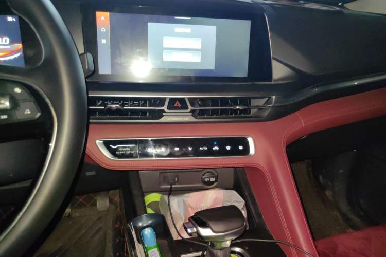 Used CHANGAN CS75 PLUS 2021 1.5T Automatic Luxury Version Audio And AC Panel