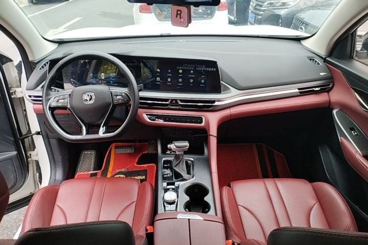 Used CHANGAN CS75 PLUS 2021 1.5T Automatic Luxury Version Center Console