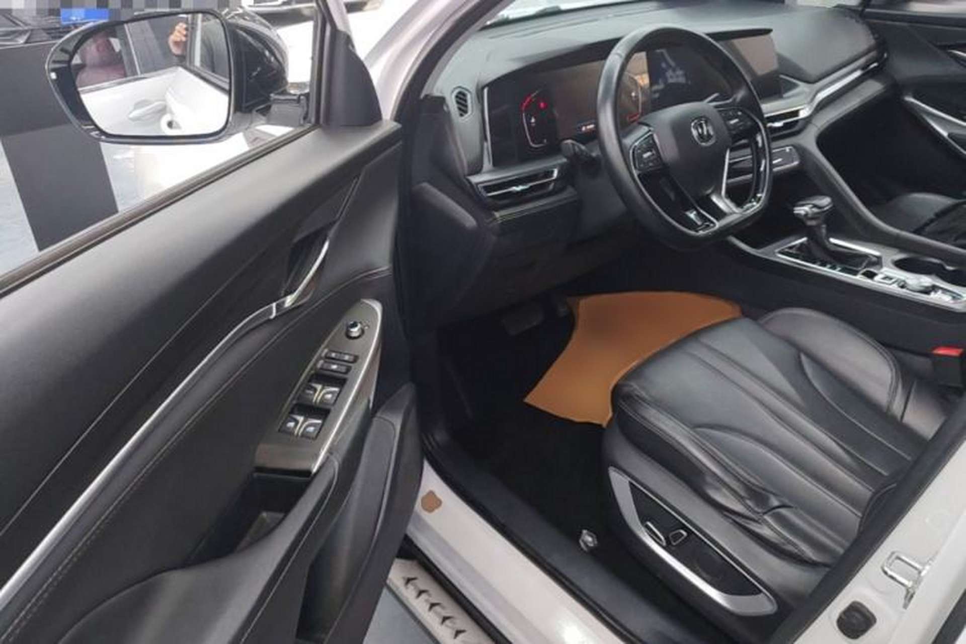 Used CHANGAN CS75 PLUS 2021 1.5T Automatic Luxury Version Driver Seat