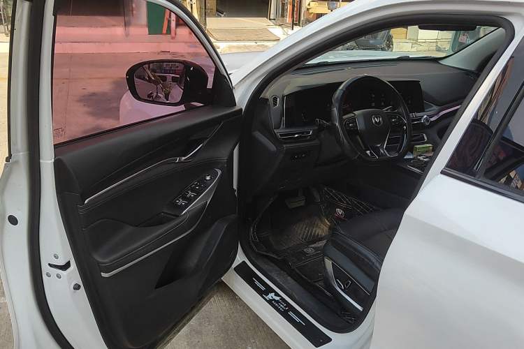 Used CHANGAN CS75 PLUS 2021 2.0T Automatic Pilot Version Driver Seat