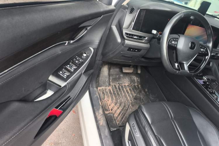 Used CHANGAN CS75 PLUS 2021 2.0T Automatic Flagship Edition Driver Seat