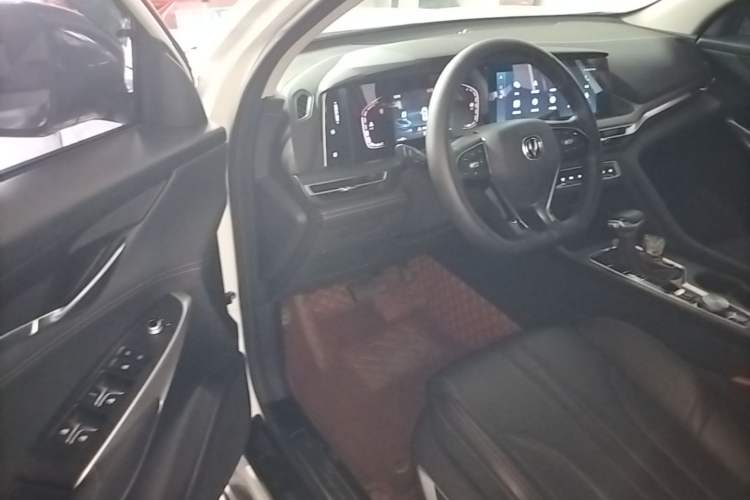 Used CHANGAN CS75 PLUS 2021 1.5T Automatic Luxury Version Driver Seat
