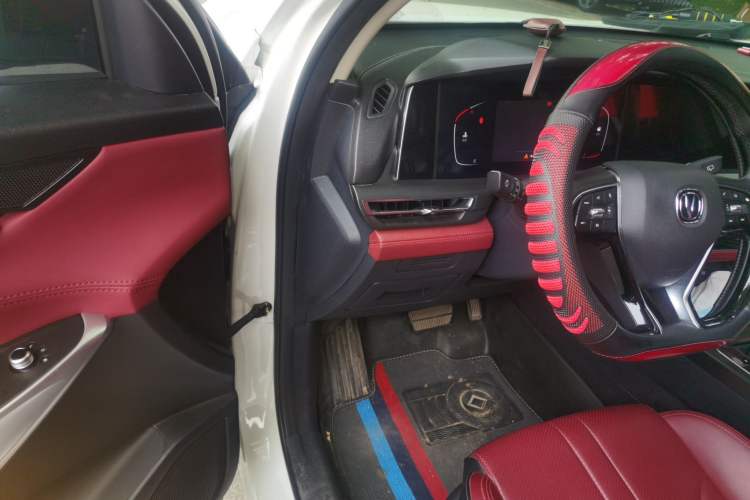 Used CHANGAN CS75 PLUS 2021 1.5T Automatic Luxury Version Driver Seat