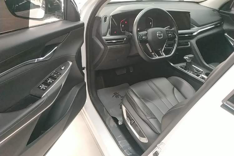Used CHANGAN CS75 PLUS 2021 1.5T Automatic Luxury Version Driver Seat