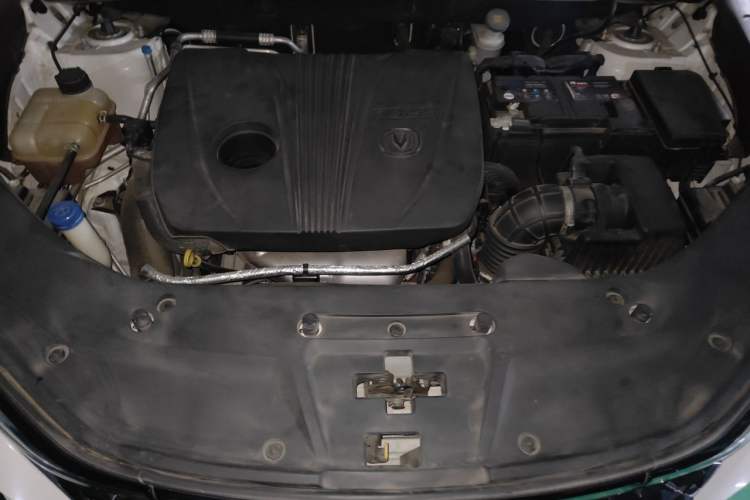 Used CHANGAN CS75 PLUS 2021 2.0T Automatic Pilot Version Engine Bay