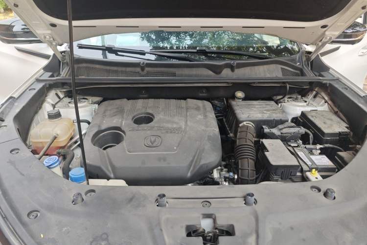 Used CHANGAN CS75 PLUS 2021 1.5T Automatic Luxury Version Engine Bay