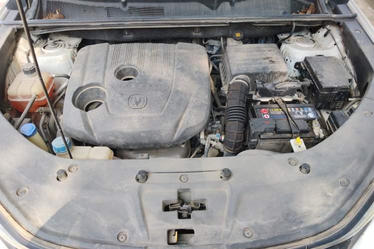 Used CHANGAN CS75 PLUS 2021 1.5T Automatic Luxury Version Engine Bay