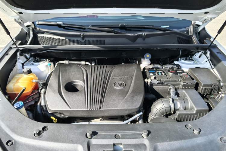 Used CHANGAN CS75 PLUS 2021 2.0T Automatic Pilot Version Engine Bay