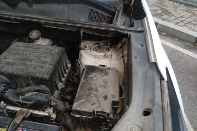 Used CHANGAN CS75 PLUS 2021 1.5T Automatic Luxury Version Engine Bay Left