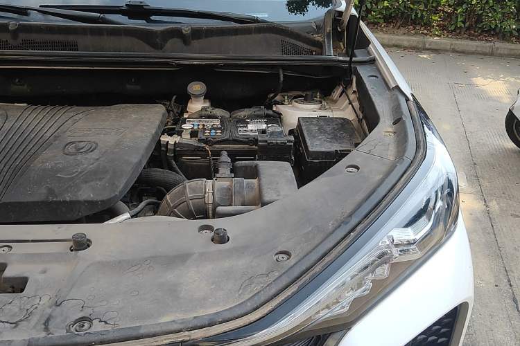 Used CHANGAN CS75 PLUS 2021 2.0T Automatic Pilot Version Engine Bay Left