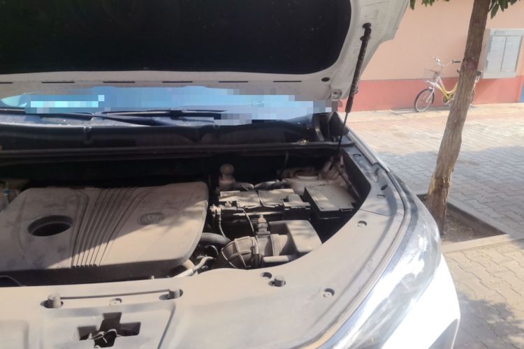 Used CHANGAN CS75 PLUS 2021 2.0T Automatic Flagship Edition Engine Bay Left
