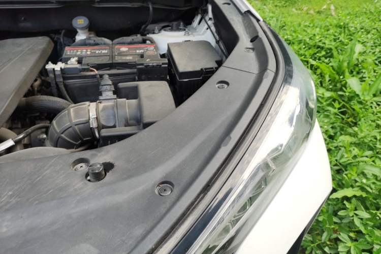 Used CHANGAN CS75 PLUS 2021 2.0T Automatic Flagship Edition Engine Bay Left