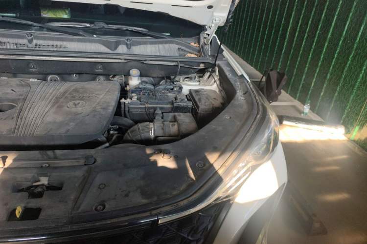 Used CHANGAN CS75 PLUS 2021 2.0T Automatic Pilot Version Engine Bay Left
