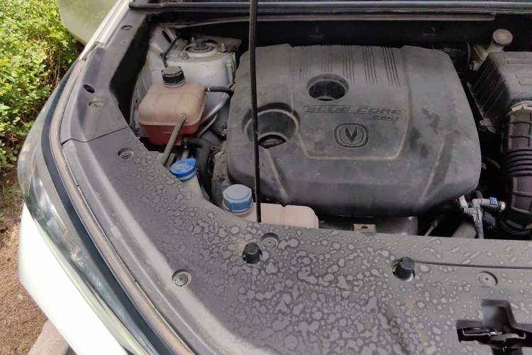 Used CHANGAN CS75 PLUS 2021 1.5T Automatic Luxury Version Engine Bay Right
