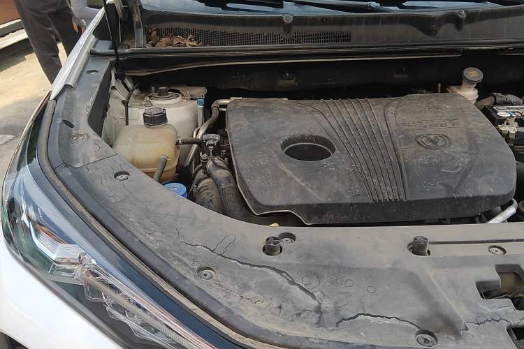Used CHANGAN CS75 PLUS 2021 2.0T Automatic Pilot Version Engine Bay Right