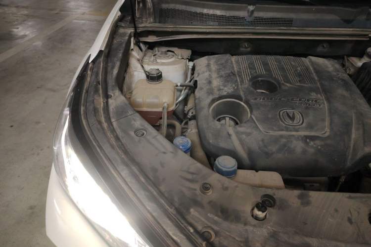Used CHANGAN CS75 PLUS 2021 1.5T Automatic Prestige Model Engine Bay Right