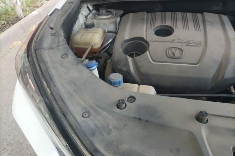 Used CHANGAN CS75 PLUS 2021 1.5T Automatic Luxury Version Engine Bay Right