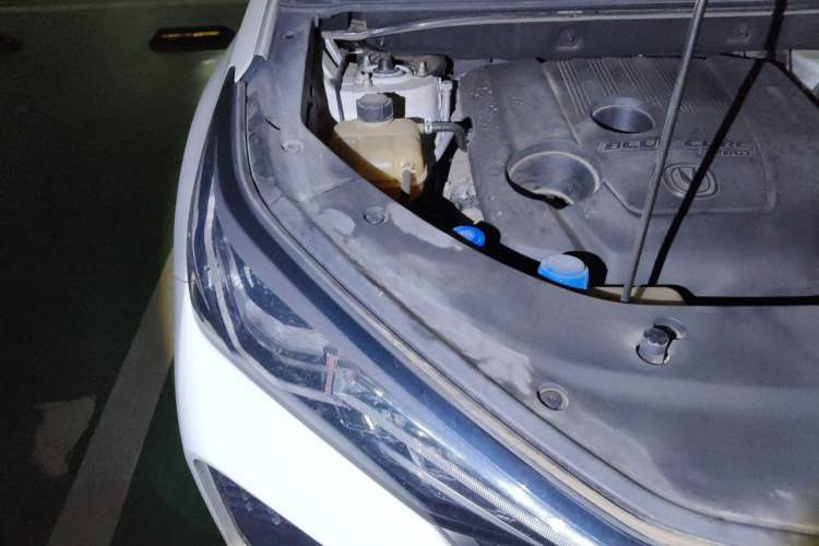 Used CHANGAN CS75 PLUS 2021 1.5T Automatic Luxury Version Engine Bay Right
