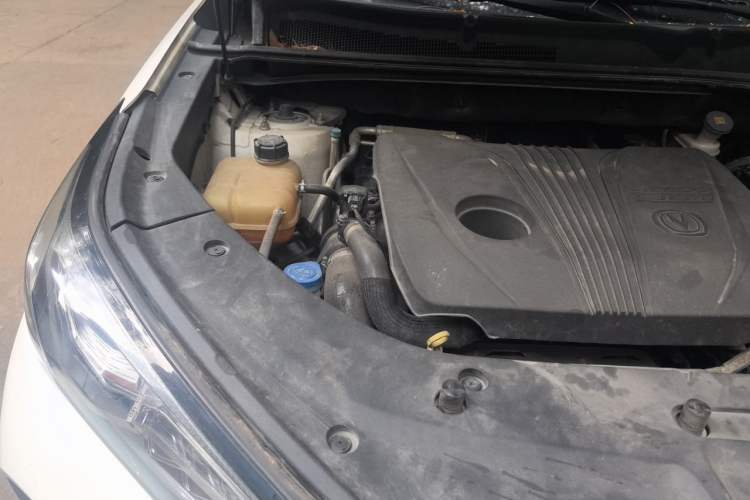 Used CHANGAN CS75 PLUS 2021 2.0T Automatic Pilot Version Engine Bay Right