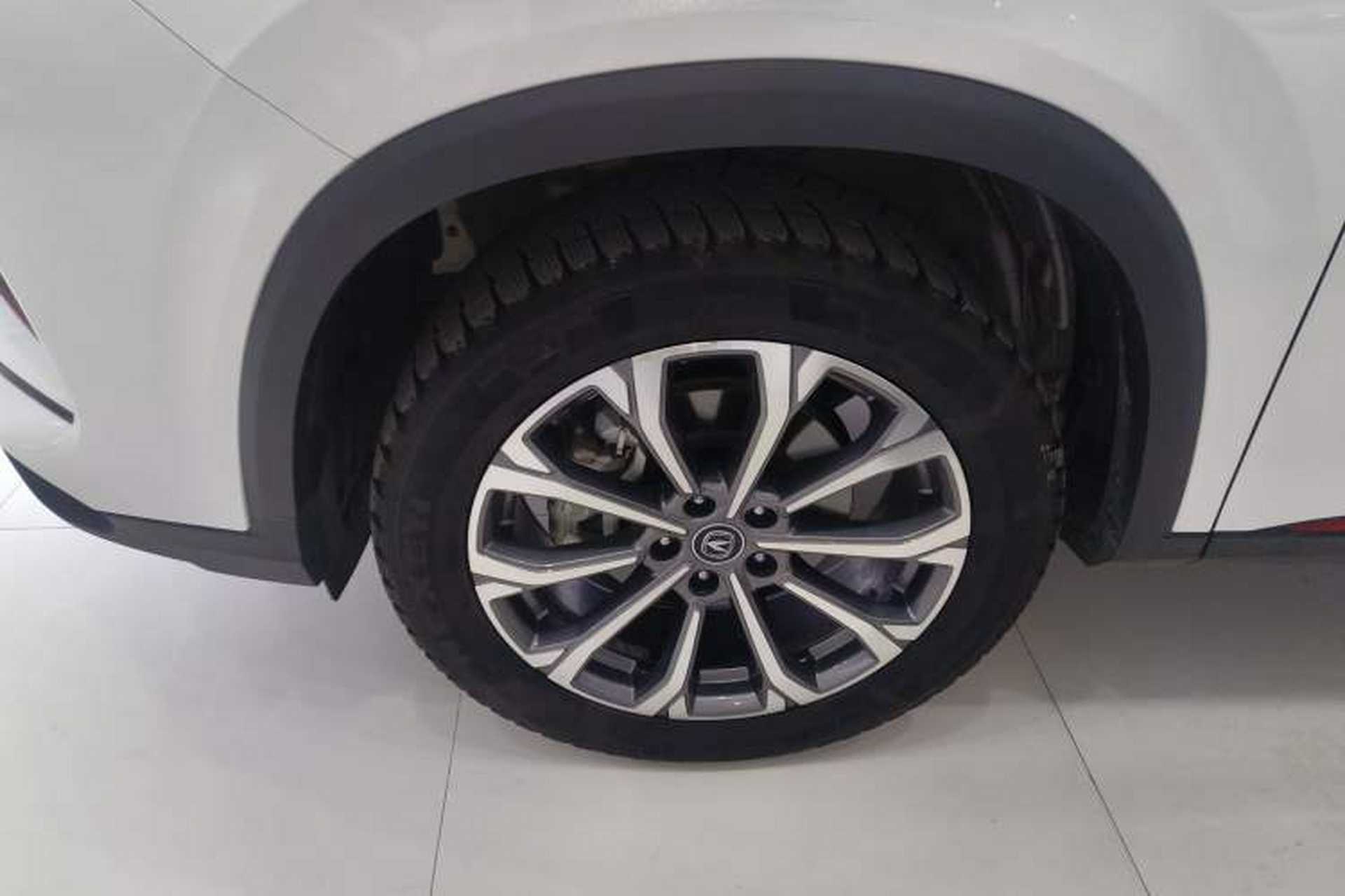 Used CHANGAN CS75 PLUS 2021 2.0T Automatic Pilot Version Exterior 4