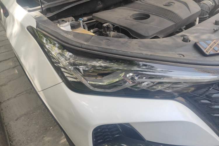 Used CHANGAN CS75 PLUS 2021 2.0T Automatic Pilot Version Exterior 6