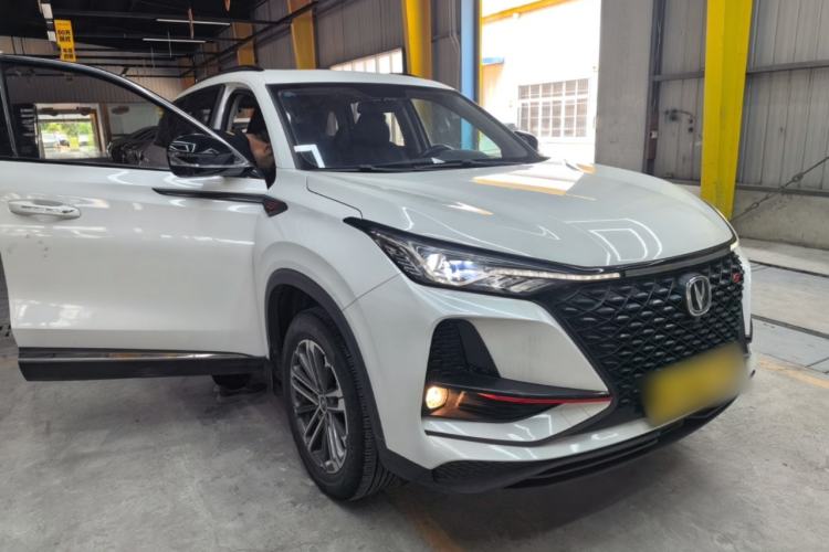 Used CHANGAN CS75 PLUS 2021 1.5T Automatic Luxury Version Front Right 45 Deg
