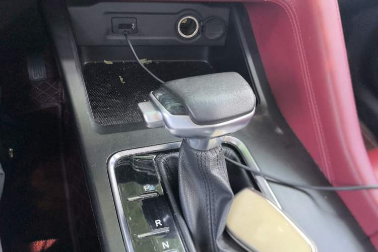 Used CHANGAN CS75 PLUS 2021 1.5T Automatic Luxury Version Gear Lever