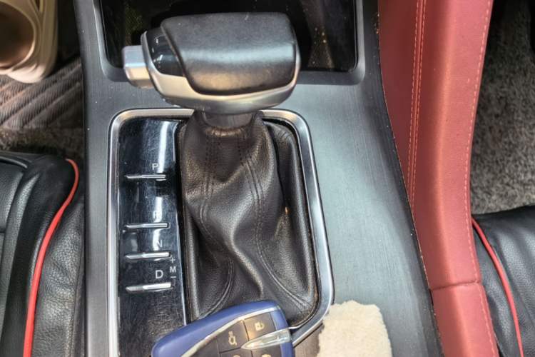 Used CHANGAN CS75 PLUS 2021 1.5T Automatic Luxury Version Gear Lever