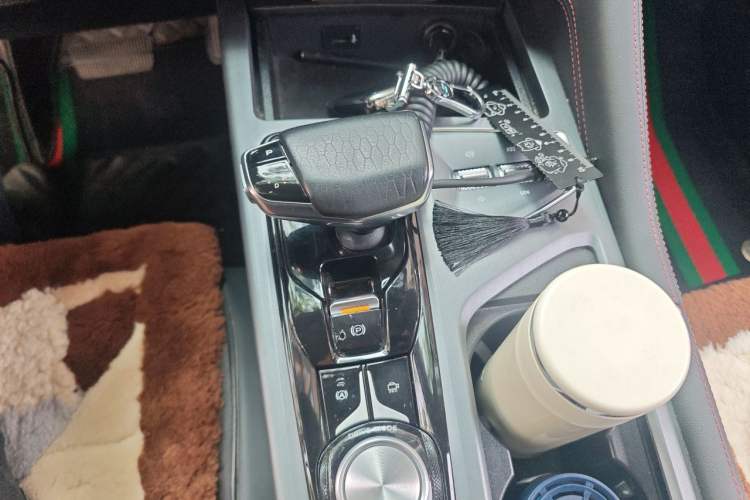 Used CHANGAN CS75 PLUS 2021 1.5T Automatic Luxury Version Gear Lever