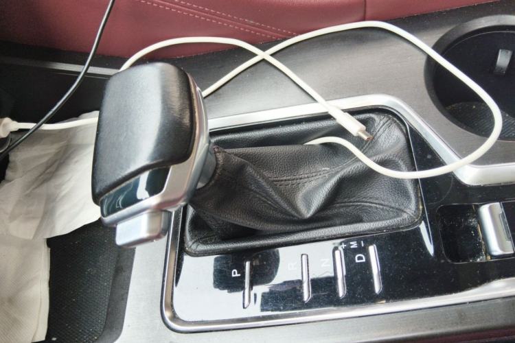 Used CHANGAN CS75 PLUS 2021 1.5T Automatic Luxury Version Gear Lever