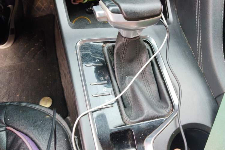Used CHANGAN CS75 PLUS 2021 1.5T Automatic Luxury Version Gear Lever