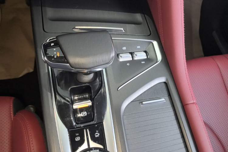 Used CHANGAN CS75 PLUS 2021 1.5T Automatic Prestige Model Gear Lever