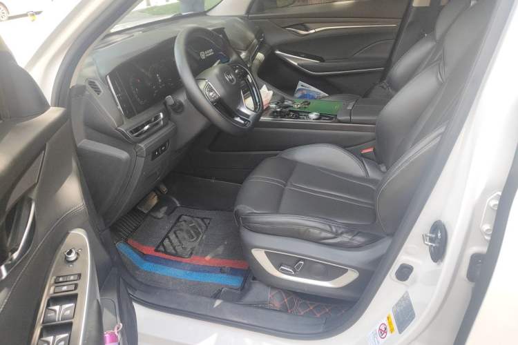 Used CHANGAN CS75 PLUS 2021 2.0T Automatic Pilot Version Interior 3