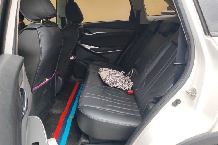 Used CHANGAN CS75 PLUS 2021 1.5T Automatic Luxury Version Interior 4