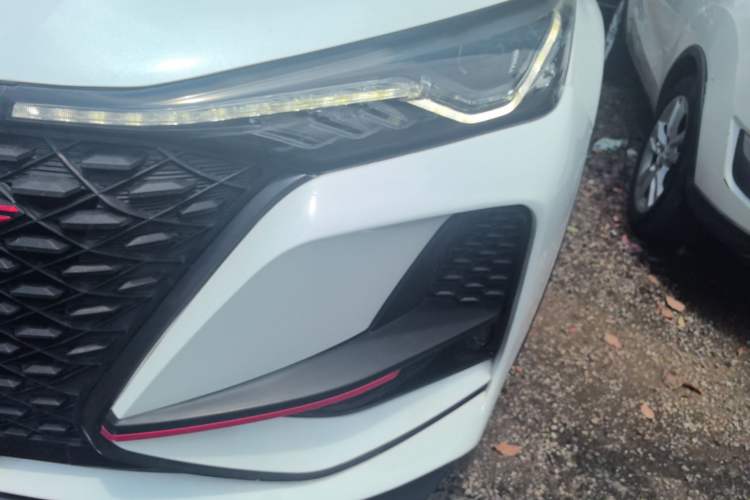Used CHANGAN CS75 PLUS 2021 1.5T Automatic Luxury Version Left Front Headlight
