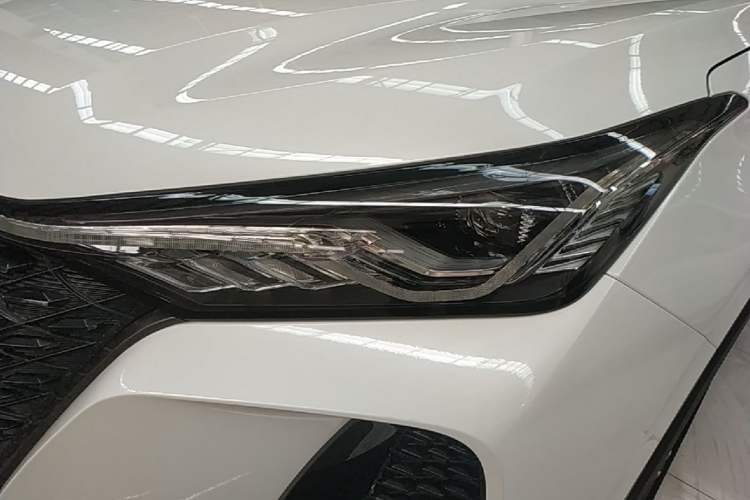 Used CHANGAN CS75 PLUS 2021 1.5T Automatic Luxury Version Left Front Headlight