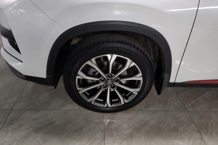 Used CHANGAN CS75 PLUS 2021 2.0T Automatic Pilot Version Left Front Wheel Hub