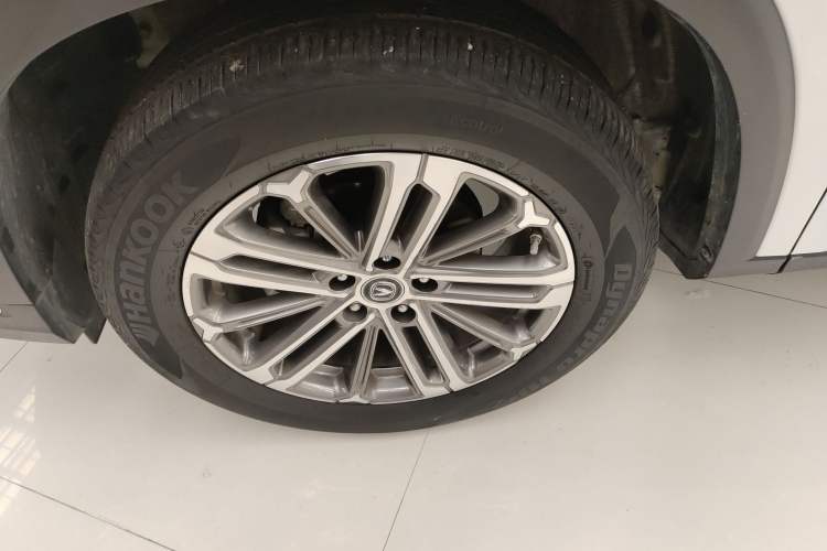 Used CHANGAN CS75 PLUS 2021 1.5T Automatic Prestige Model Left Front Wheel Hub