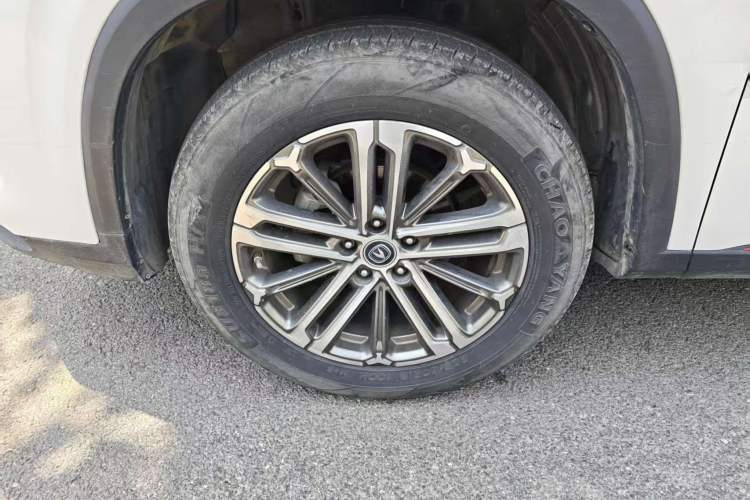 Used CHANGAN CS75 PLUS 2021 1.5T Automatic Prestige Model Left Front Wheel Hub