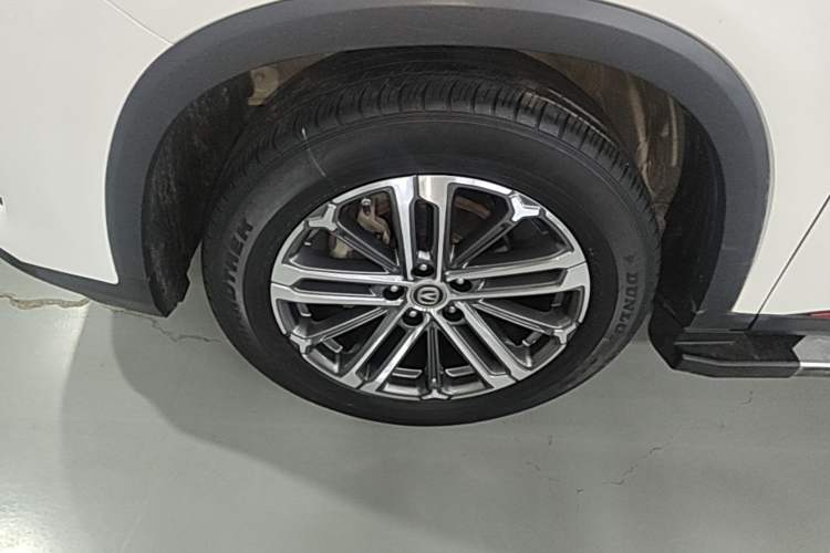 Used CHANGAN CS75 PLUS 2021 1.5T Automatic Prestige Model Left Front Wheel Hub