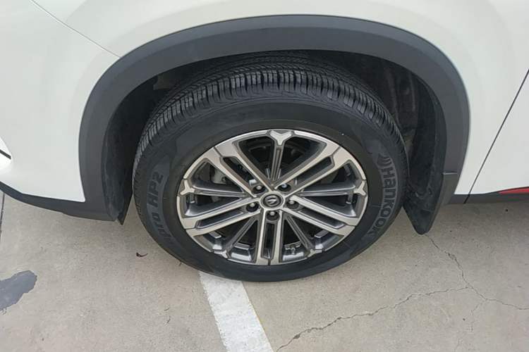 Used CHANGAN CS75 PLUS 2021 1.5T Automatic Prestige Model Left Front Wheel Hub