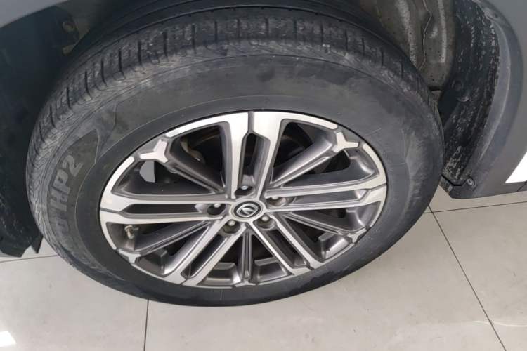 Used CHANGAN CS75 PLUS 2021 1.5T Automatic Luxury Version Left Front Wheel Hub