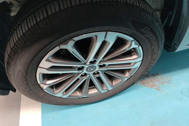 Used CHANGAN CS75 PLUS 2021 1.5T Automatic Prestige Model Left Front Wheel Hub