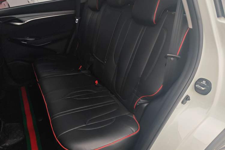 Used CHANGAN CS75 PLUS 2021 1.5T Automatic Luxury Version Left Rear Seat