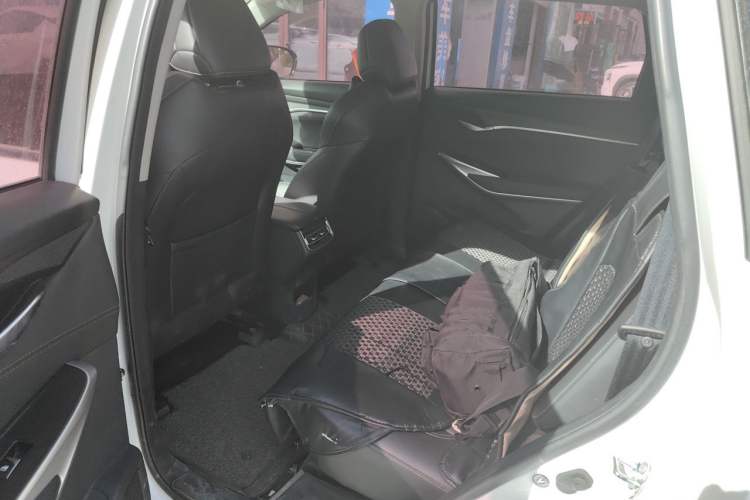 Used CHANGAN CS75 PLUS 2021 1.5T Automatic Luxury Version Left Rear Seat