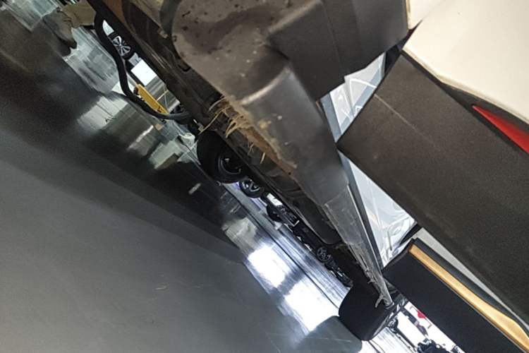 Used CHANGAN CS75 PLUS 2021 1.5T Automatic Prestige Model Left Side Sill
