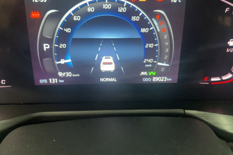 Used CHANGAN CS75 PLUS 2021 1.5T Automatic Prestige Model Odometer Close Up