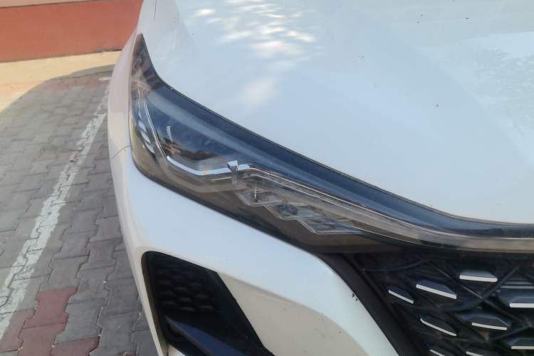 Used CHANGAN CS75 PLUS 2021 2.0T Automatic Flagship Edition Right Front Headlight